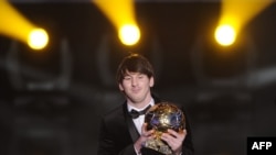 Messi 2010 yilda ham "Oltin to'p" sovrindori bo'lgan edi.