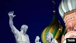 Russia - monument to Minin and Pozharsky ,Moskow, the Red Square