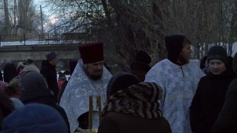 Караколдо православдар Ыйык Чокунуу майрамын белгилөөдө