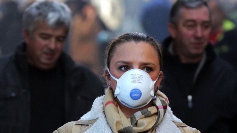 Ajri i ndotur në jug të Evropës nxit protesta dhe ndalim të qarkullimit me makina