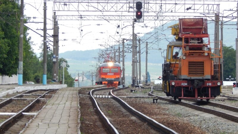 Константинов не считает актуальным строительство прямой железной дороги от Керчи до Симферополя 