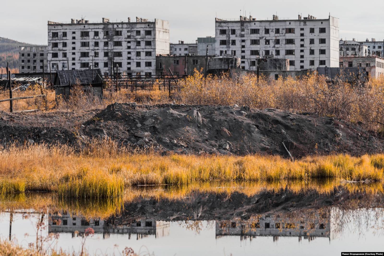 Тайны заброшенных городов. Кадыкчан город-призрак. Кадыкчан – поселок-призрак.