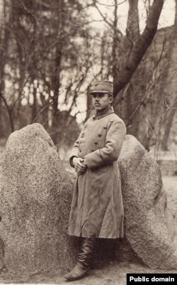 Ofițer român prizonier (Foto: Expoziția Marele Război, 1914-1918, Muzeul Național de Istorie a României)