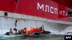 Акцию Greenpeace российская сторона квалифицировала как "пиратство" 