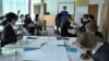 Урок в школе, где обучение ведется на трех языках — русском, казахском и английском. Алматинская область, 16 марта 2016 года.
