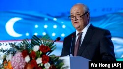 Ўзбекистон ташқи ишлар вазири Абдулазиз Комилов.