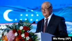 Uzbek Foreign Minister Abdulaziz Kamilov delivers a speech during the opening ceremony of the new embassy in Beijing in August 2019.