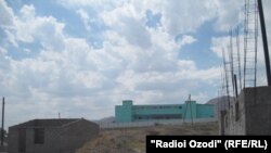 Тәжікстанның солтүстігіндегі түрме. Көрнекі сурет. 