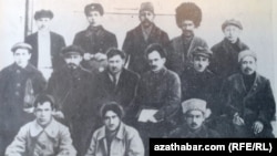 Türkmenistanyň 1-nji Kongresiniň delegatlary, 1925.