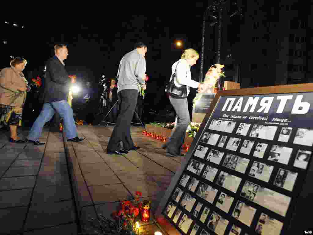 Few believe that the 1999 bombings will ever be solved.