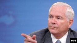 U.S. Defense Secretary Robert Gates (file photo) 