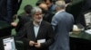 نایب رئیس مجلس ایران درباره وجود مصوبه شورای امنیت ملی برای ایجاد محدودیت علیه محمد خاتمی ابراز تردید کرده است.