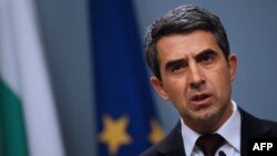 Președintele Rosen Plevneliev la o conferință de presă la Sofia