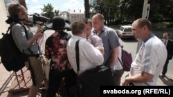 Перад судом над Андрэем Гайдуковым 12 чэрвеня 2013