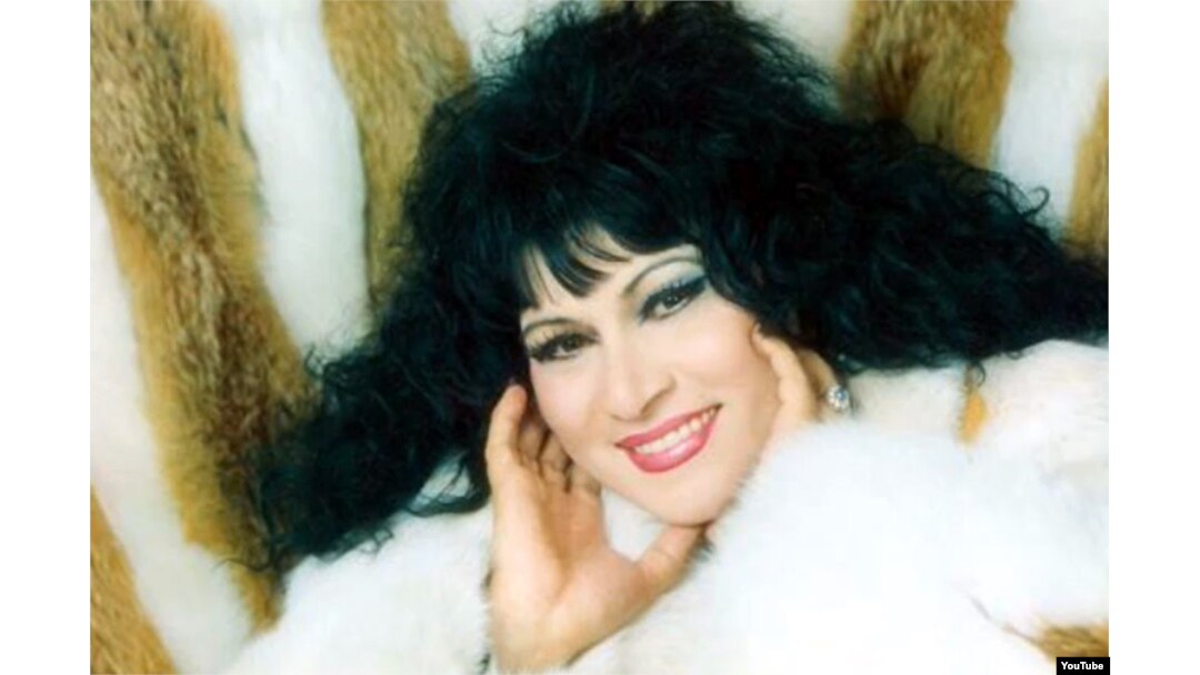 Zeynəb Xanlarova