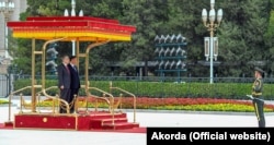 Қазақстан президенті Қасым-Жомарт Тоқаевты Қытайда қарсы алуға арналған салтанатты шара. Пекин, 11 қыркүйек 2019 жыл.