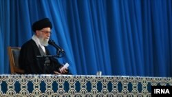 Ayatollahul Ali Khamenei excluzînd orice cooperare cu Statele Unite exceptînd planul nuclear