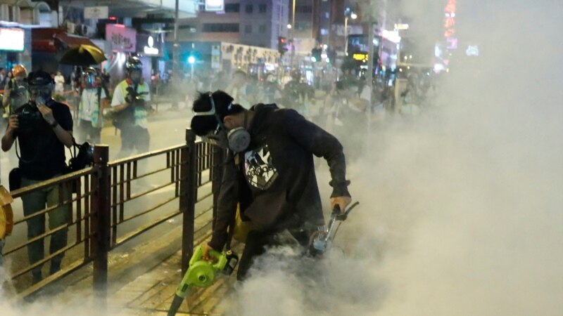 Novi neredi na protestima u Hongkongu 