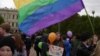 В Петербурге ЛГБТ-активисты подали иск к депутату Милонову