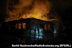 Наслідки російської атаки на Київ. Пожежа у господарчому магазині. Київ, 20 серпня 2026 року