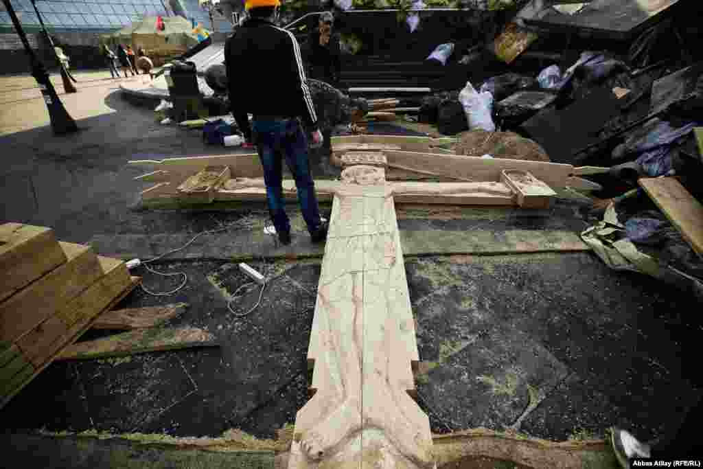 Maydan üçü hazırlanan İsa Məsih.