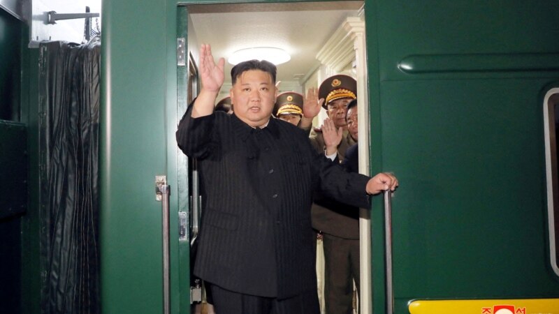 رهبر کره شمالی سوار بر قطار شخصی خود وارد خاک روسیه شد