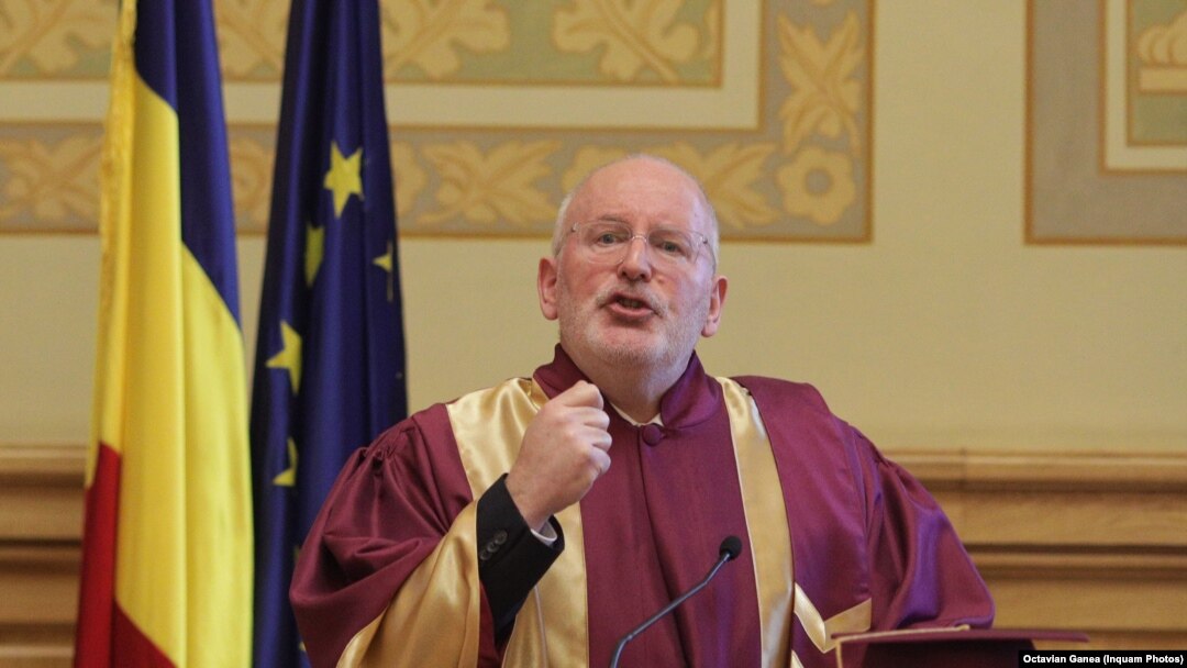 Frans Timmermans a primit titlul de Doctor Honoris Causa din partea Universitatii de Stiinte Politice
