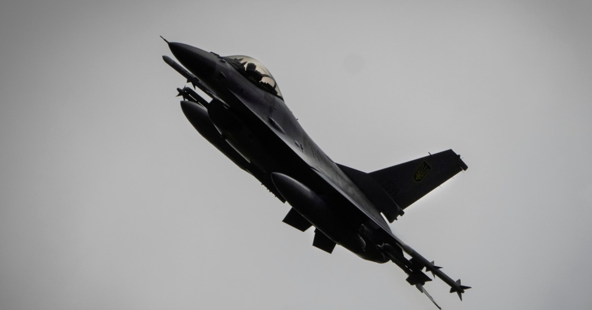Повітряні сили України повідомляють про втрату зв’язку з F-16 та евакуацію пілота