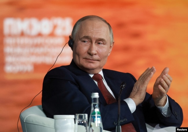 Vladimir Putin në Forumin Ekonomik Ndërkombëtar të Shën Petersburgut
