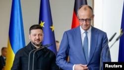 Канцлер Німеччини Фрідріх Мерц та президент України Володимир Зеленський у день німецько-українських урядових консультацій у Відомстві канцлера в Берліні, Німеччина, 14 квітня 2026 року