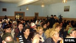 Amnistiyaya düşən qadınların azadlığa çıxmasına 4 və ya 6 ay vaxt qalırdı