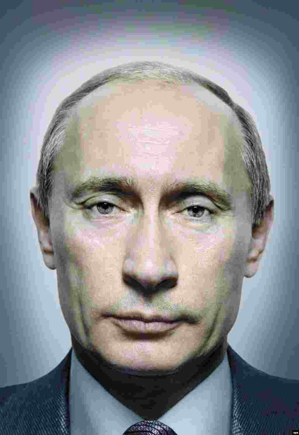 Путин всея Руси. Первая премия в категории "Портрет" (одиночная фотография). Фотограф Platon, Великобритания, для журнала Times.