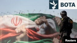 Sipas të dhënave të organizatave ndërkombëtare, së paku 4 mijë persona janë vrarë në përleshjet mes autoriteteve dhe protestuesve iranianë.