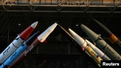 Iranske rakete izložene u Muzeju zračno-kosmičkih snaga Korpusa islamske revolucionarne garde (IRGC) u Teheranu.