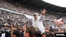 გია გაჩეჩილაძე (უცნობი) 26 მაისი, ოპოზიციის საპროტესტო აქცია პაიჭაძის სახელობის ეროვნულ სტადიონზე