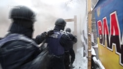 Police Raid Protest Camp In Kyiv, Detain Dozens