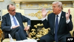 Германия канцлері Фридрих Мерц (сол жақта) пен АҚШ президенті Дональд Трамп Ақ үйде кездесті. Вашингтон, 3 наурыз, 2026 жыл.