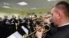 Семінаристи з саксофонами і трубами викликають культурний шок – керівник оркестру