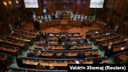 Një seancë plenare e mbajtur më 5 mars 2026. 