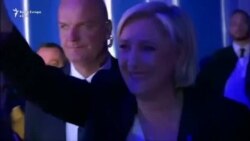 Macron dhe Le Pen festojnë pas fitores në zgjedhje