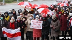 Pensioners march during the rally in Minsk on November 23.