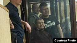 На процессе в Оренбурге. Фото из Telegram-канала группы поддержки Юлая Аюпова