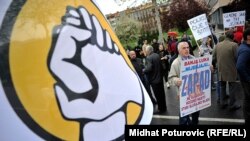 Sa zajedničkog protesta građana nekoliko gradova u Sarajevu 9. aprila 2014.