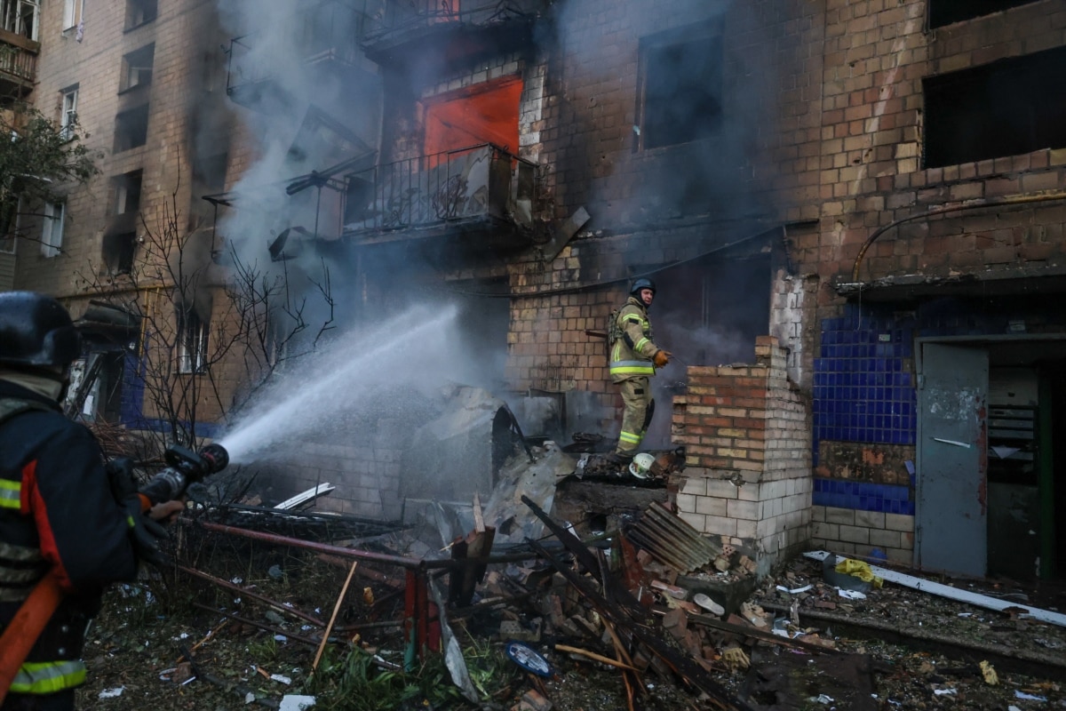 Ліквідація пожежі у багатоповерхівці в Шевченківському районі Києва