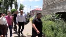Խուզարկվել են Գյումրիի ավագանու «Մայր Հայաստան» խմբակցության ղեկավարի բնակարանն ու մեքենաները. ի՞նչ էին փնտրում
