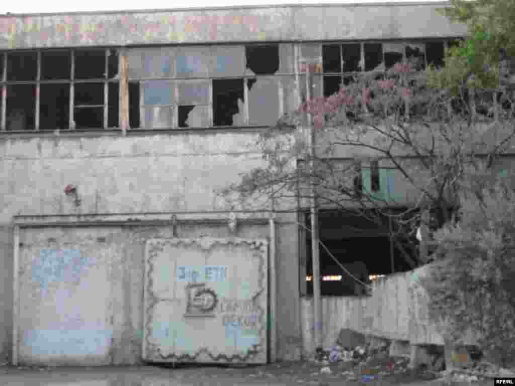 Lələsi köçən Azərbaycan sənayesi #12