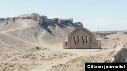 جاده منتهی به قلعه بست