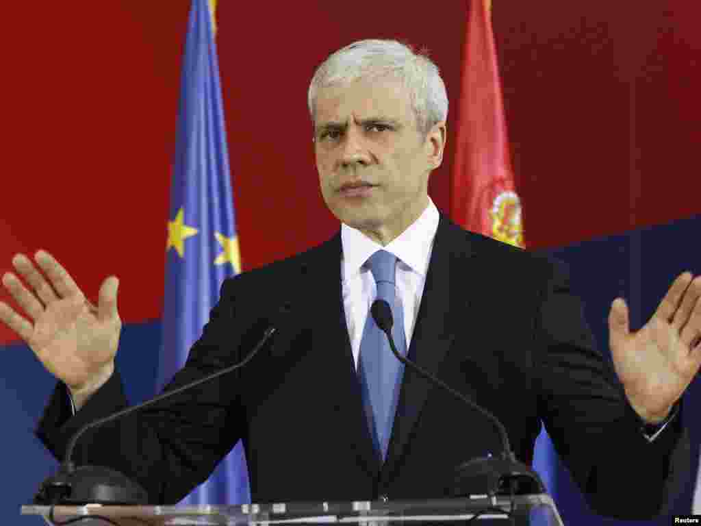 Srbija - Predsjednik Boris Tadić na konferenciji za novinare nakon što je objavljeno da je Srbija dobila status kandidata za članstvo u EU, Beograd, 02.03.2012. Foto: Reuters / Ivan Milutinović 