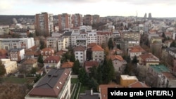 Srbija bespravnu gradnju 'rešava sa jednim papirom i 100 evra'