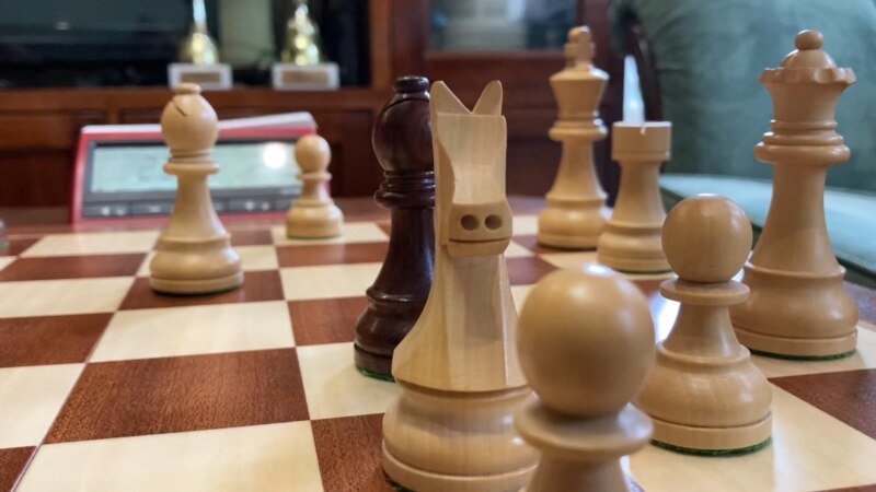 Москва остана без организацијата на Шаховската олимпијада